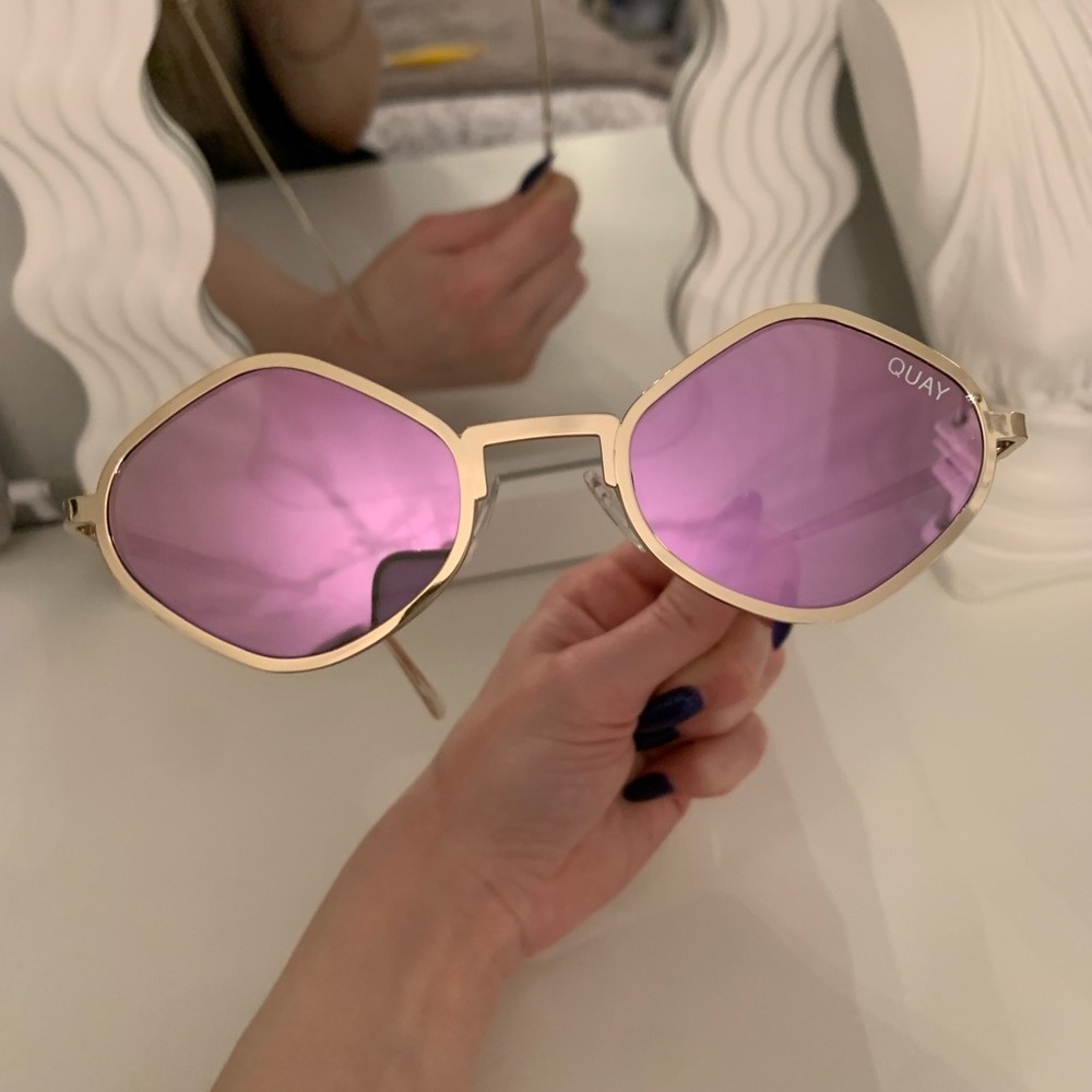 QUAY -  Kylie Angular Oval Sunglasses
